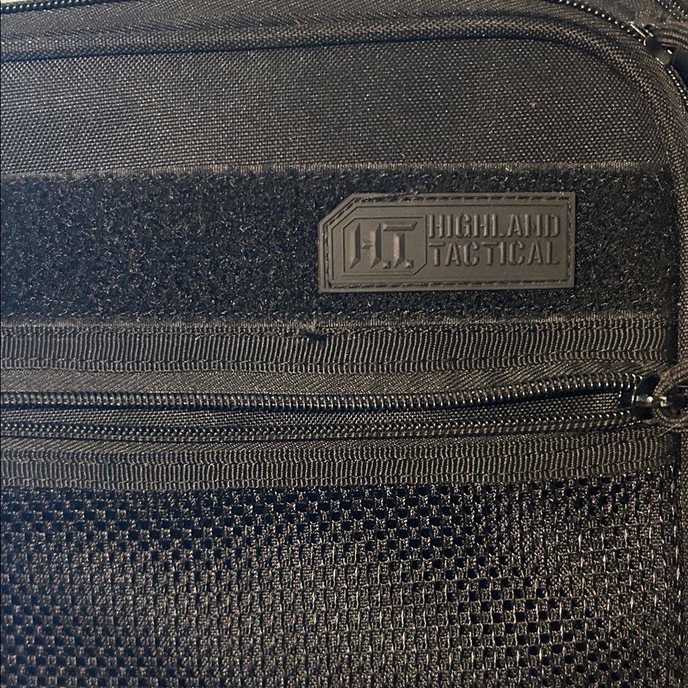 Highland Tactical Black Men's duffel bag